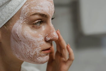 Retinol vs. Bakuchiol: Which One is Right for Your Skin?